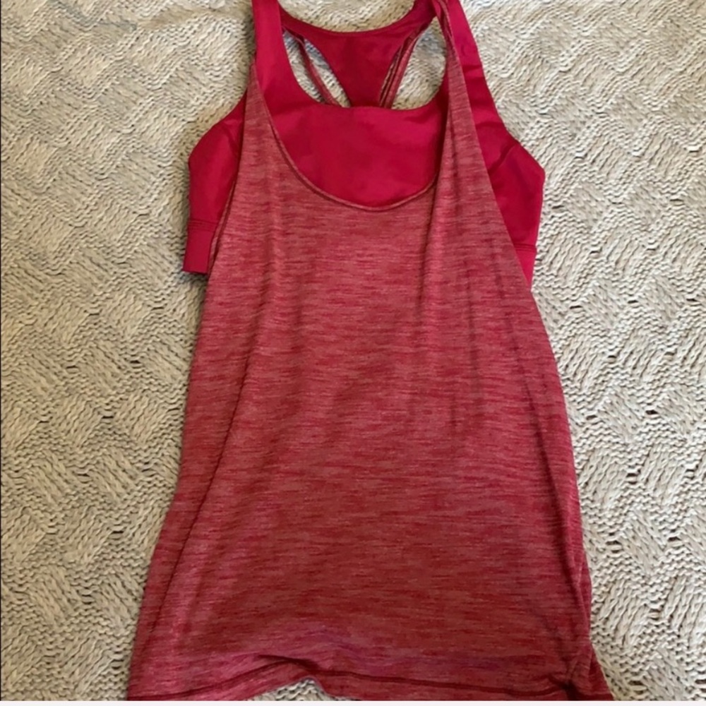 Lululemon tank top with built in bra